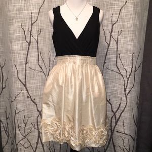 EUC Max and Cleo dress size 6